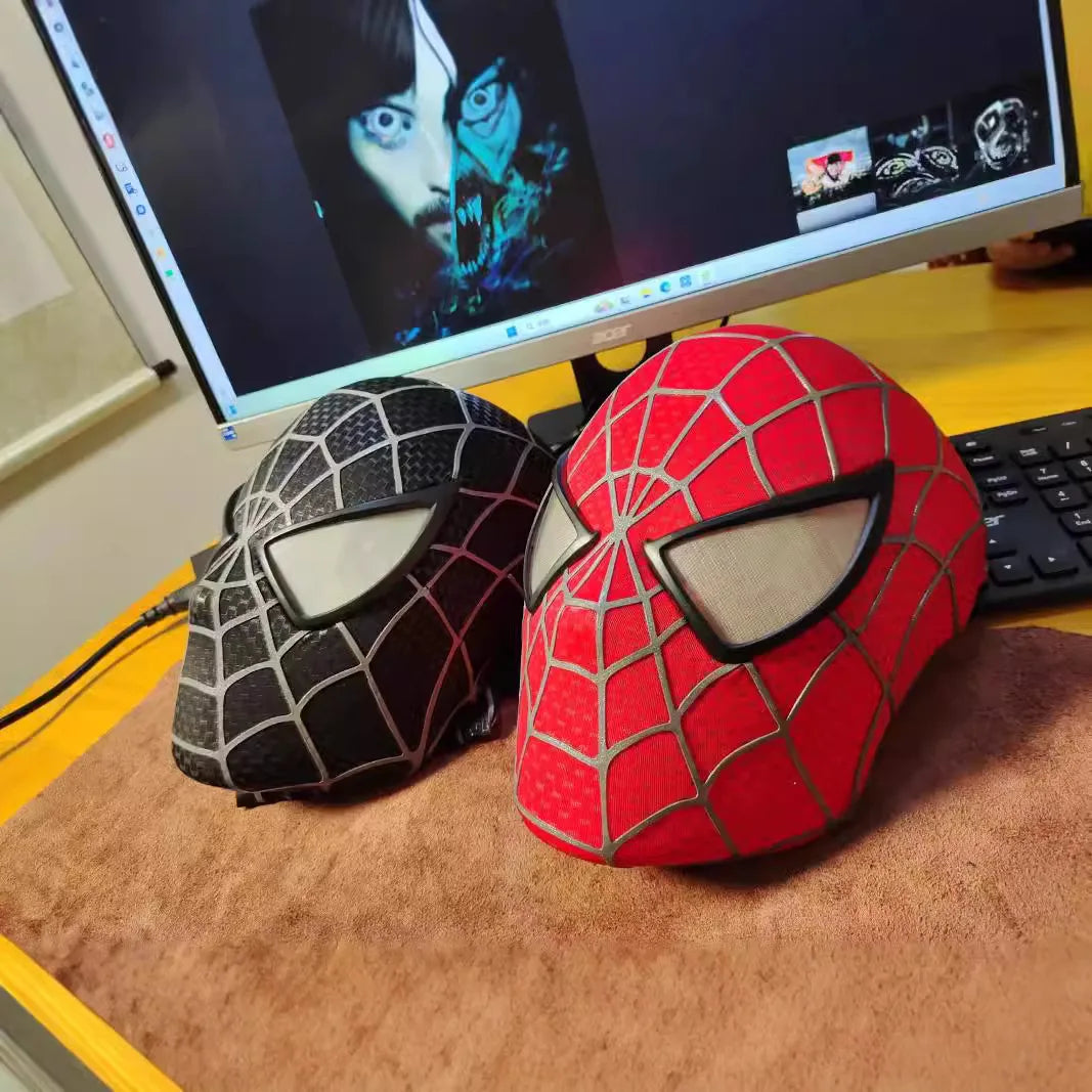 Deluxe Tobey Spider-Man Mask - Image 2