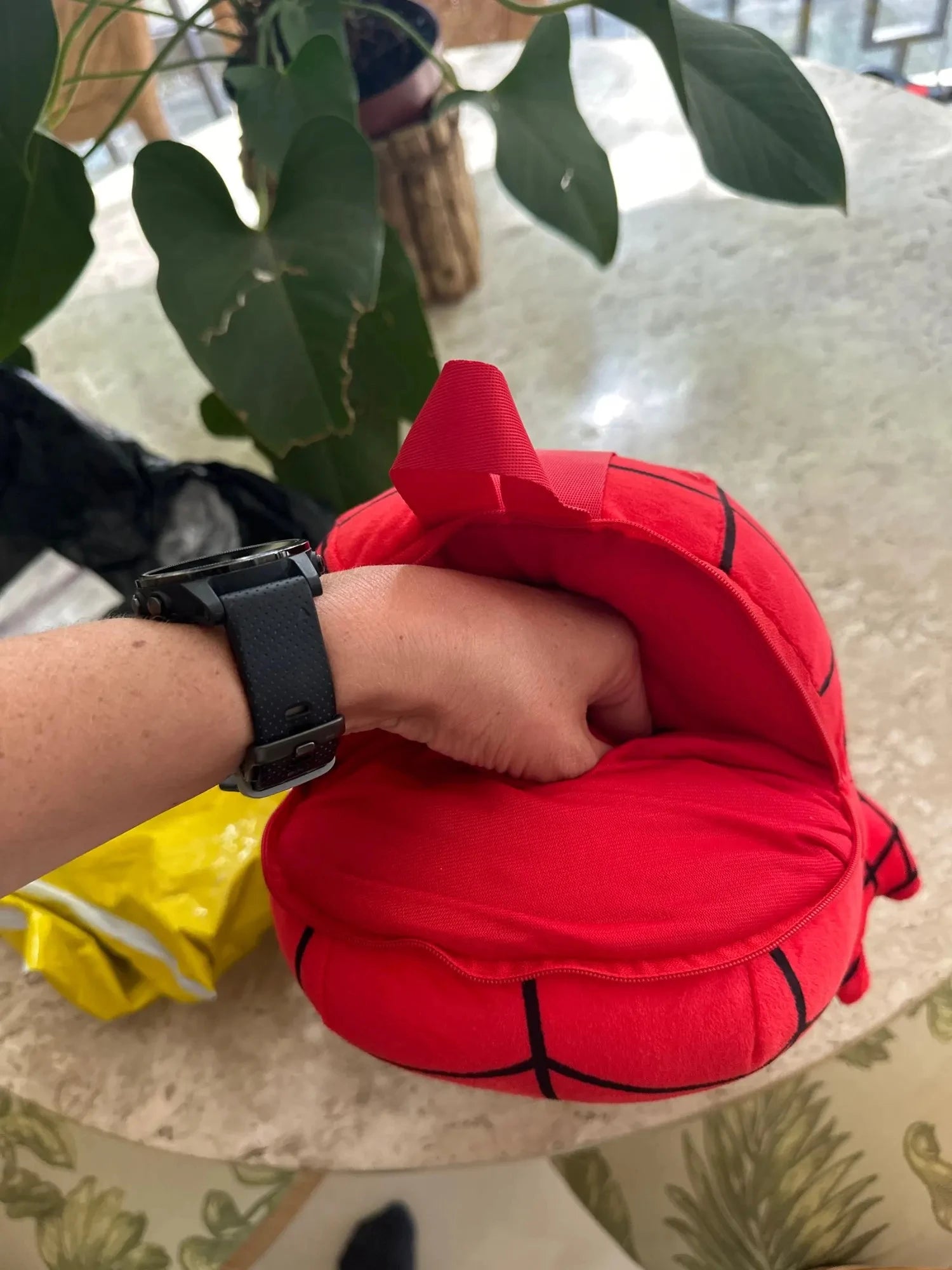 Spider-Man Children Plush Backpack - Image 2