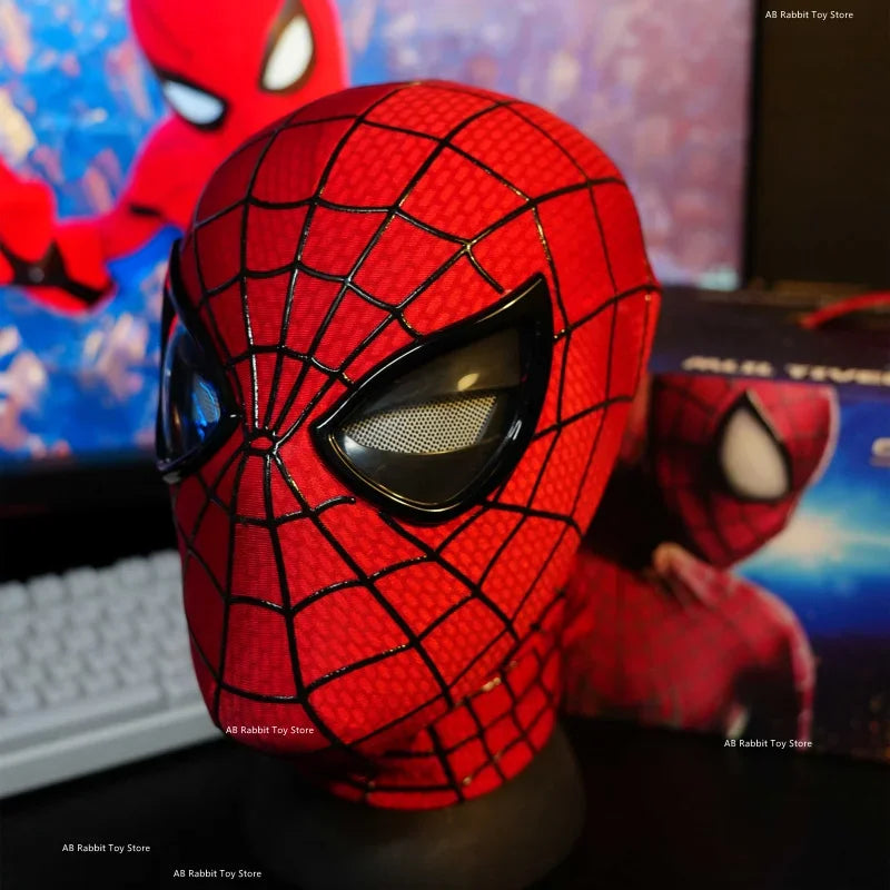 The Amazing Spider-Man Electronic Helmet - Image 3